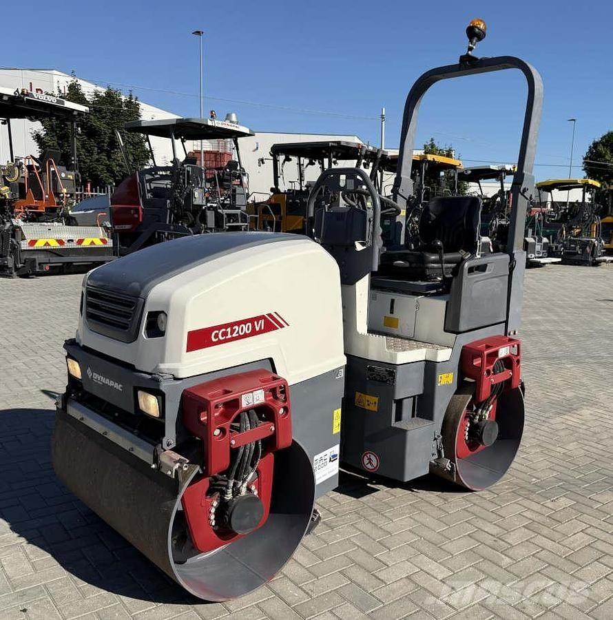 Dynapac CC 1200 VI Двойни барабанни ролки
