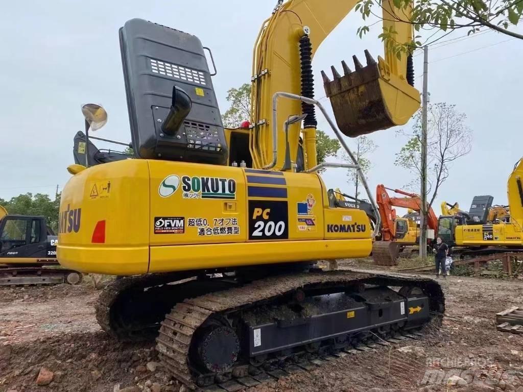 Komatsu 200-8 Верижен екскаватор