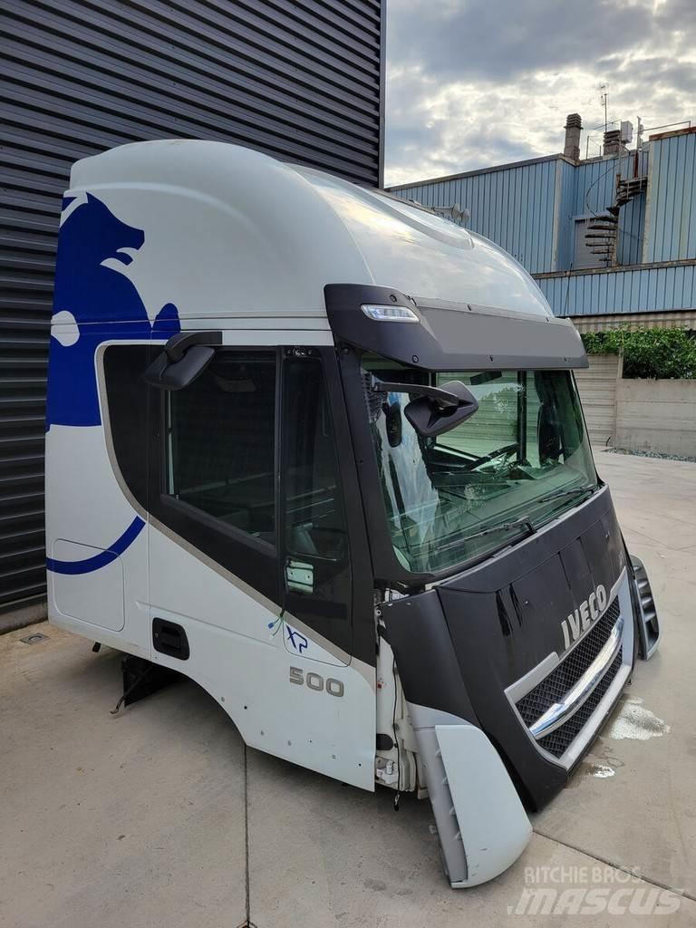 Iveco AS Кабини