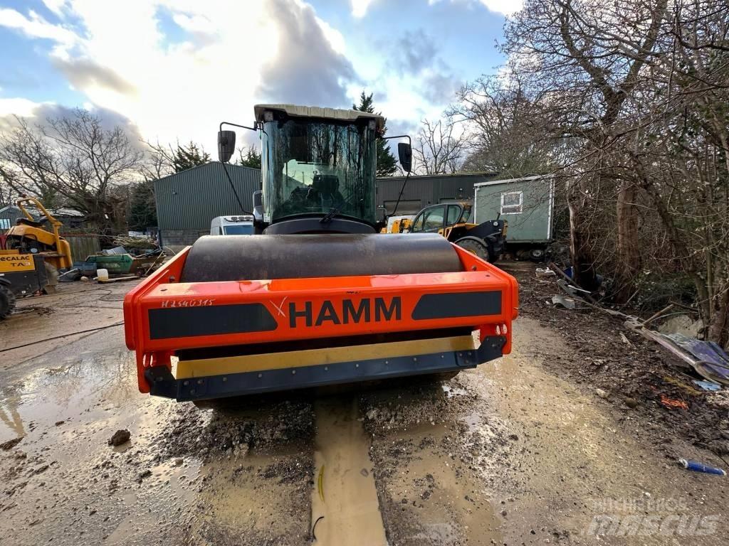 Hamm HC 130i Еднобарабанни ролки
