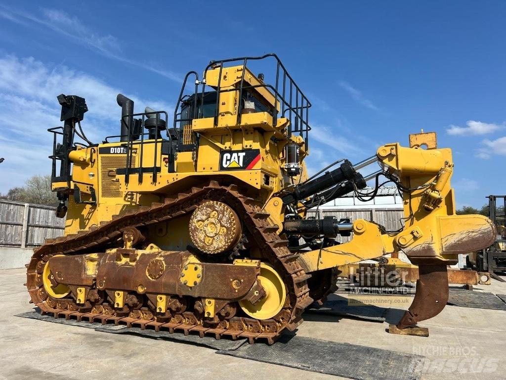 CAT D 10 T 2 Верижни булдозери
