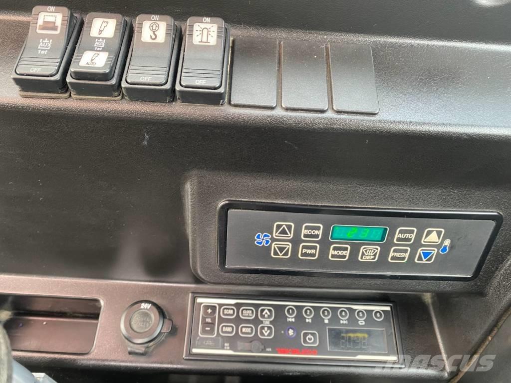 Takeuchi TB 2150 R Верижен екскаватор