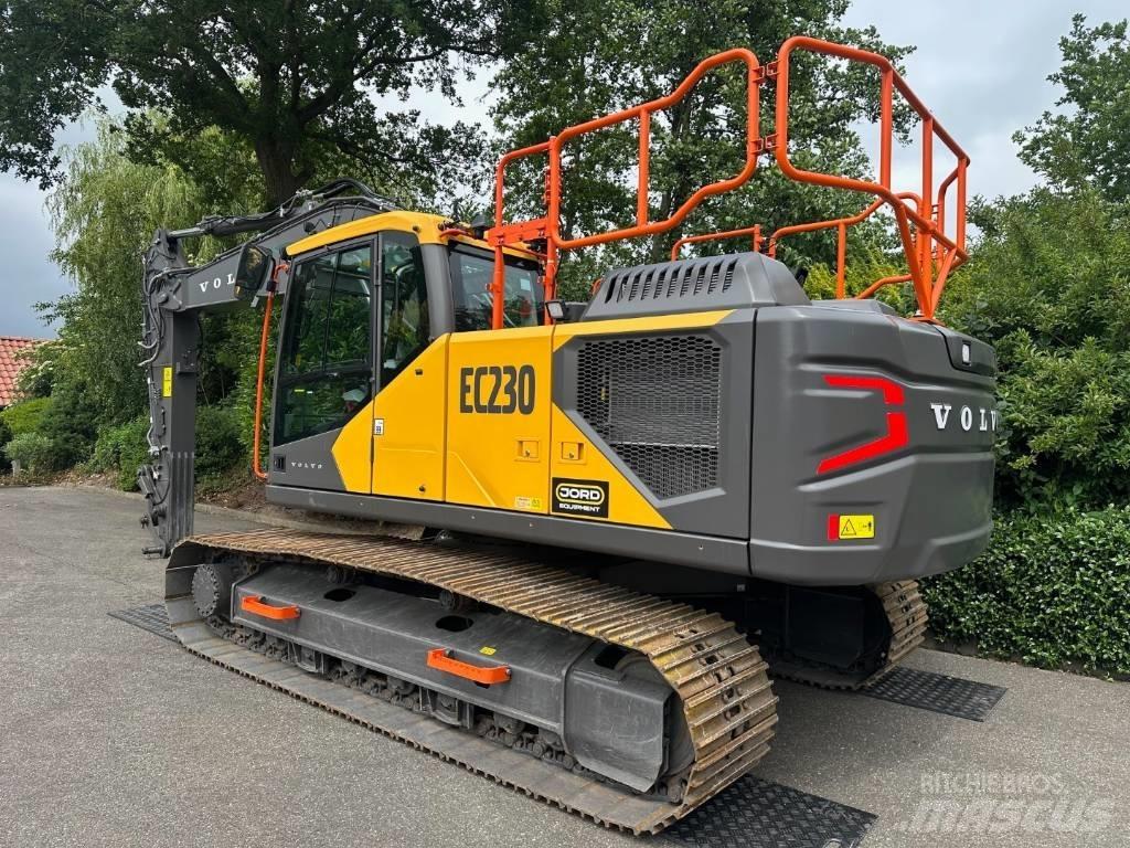 Volvo EC 230 Верижен екскаватор