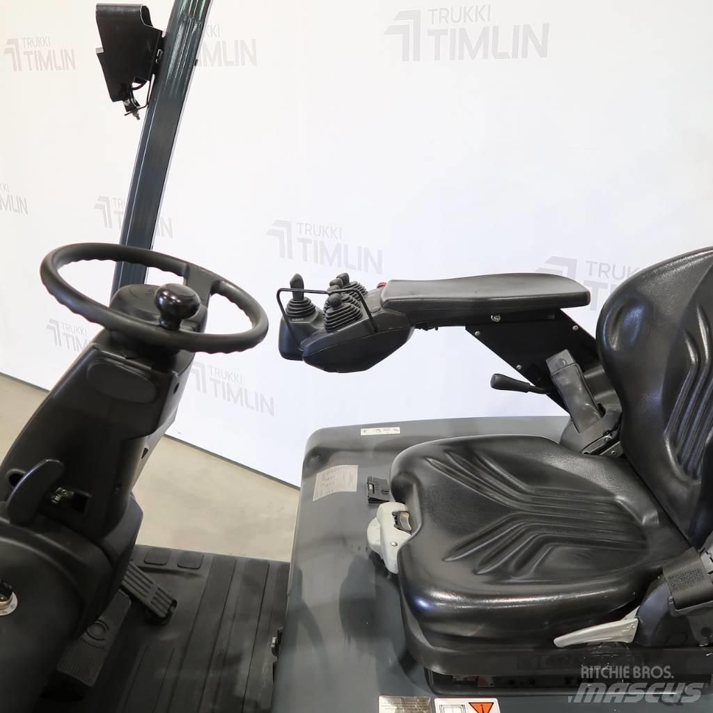 Toyota 8FBMT35 Електрически вилични кари-повдигачи