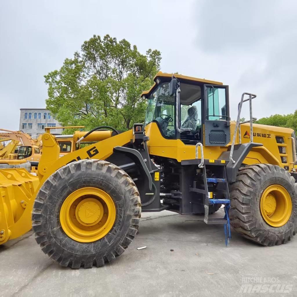 SDLG 958F Колесни товарачи