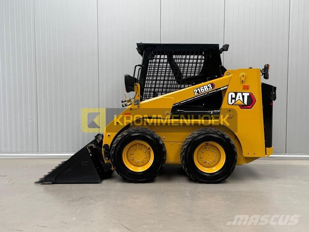 CAT 216 B3 Мини товарачи
