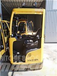 Hyster R 1.4 Ретрак/ Високоповдигач с изместване на вилката напред
