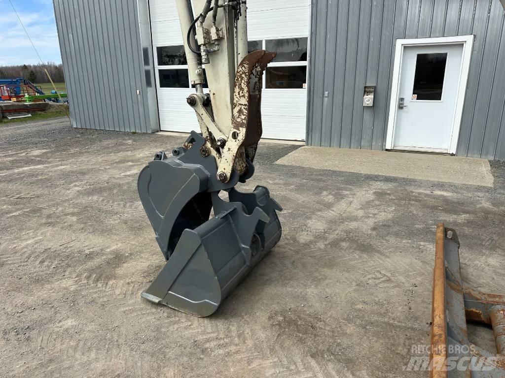 Takeuchi TB 260 Мини екскаватори < 7 т
