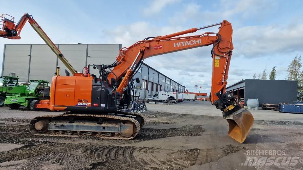 Hitachi ZX225USRLC-6 Верижен екскаватор