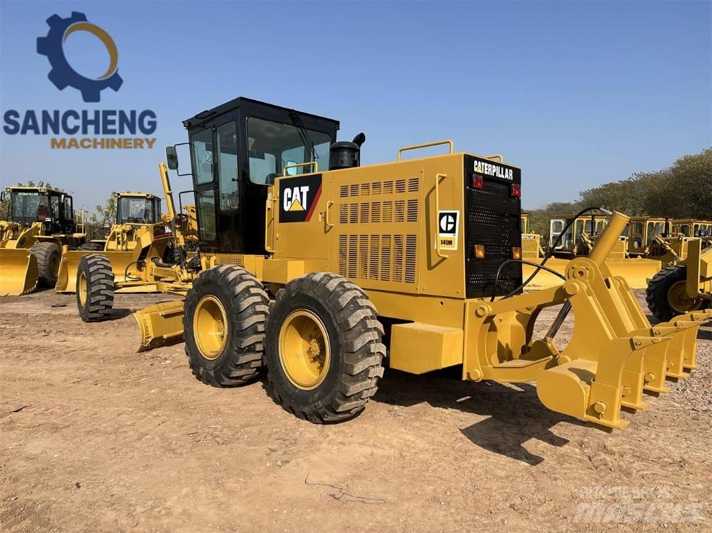 CAT 140H Грейдери