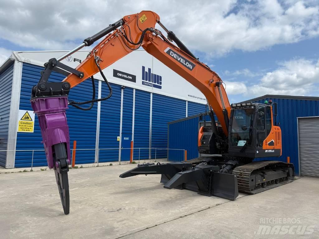 Develon DX 235 LCR-7 Верижен екскаватор