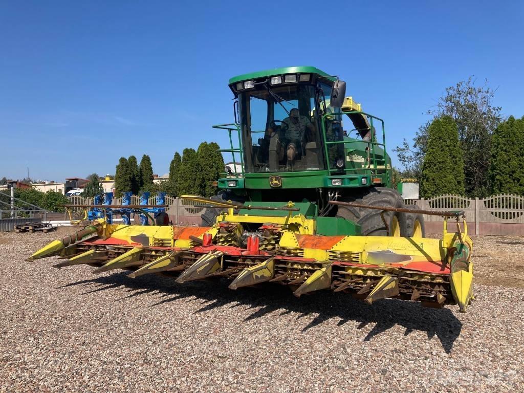 John Deere 7300 Самоходни фуражири