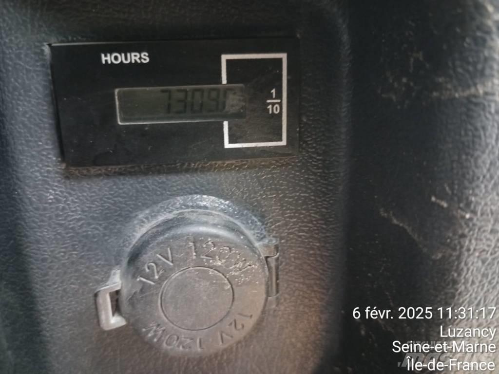 Hyundai HL 960 Колесни товарачи