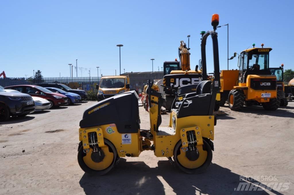 Bomag BW 100 AD M-5 Двойни барабанни ролки
