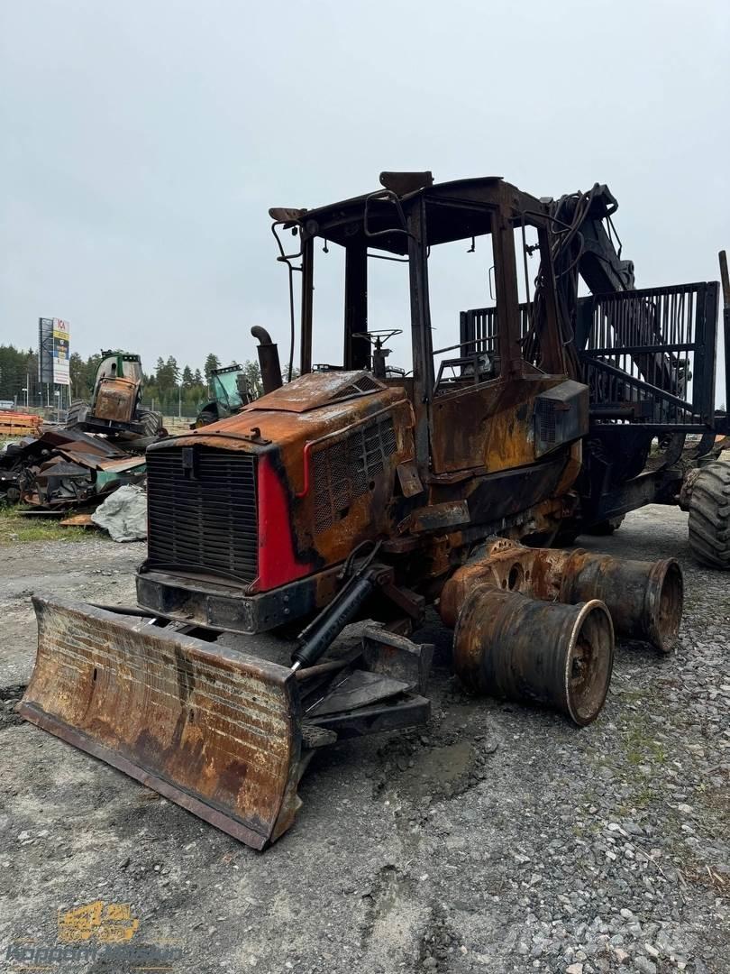 Komatsu 840TX Форуардери