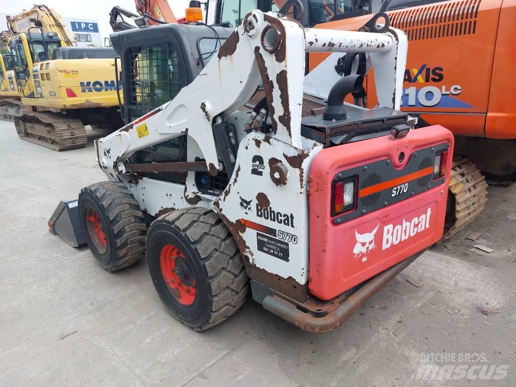 Bobcat 377 Мини товарачи
