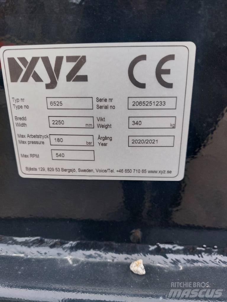 XYZ snöslunga Снегохвъргачки
