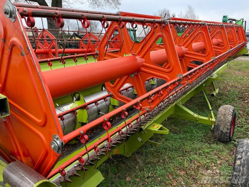 CLAAS Lexion 550 Комбайни