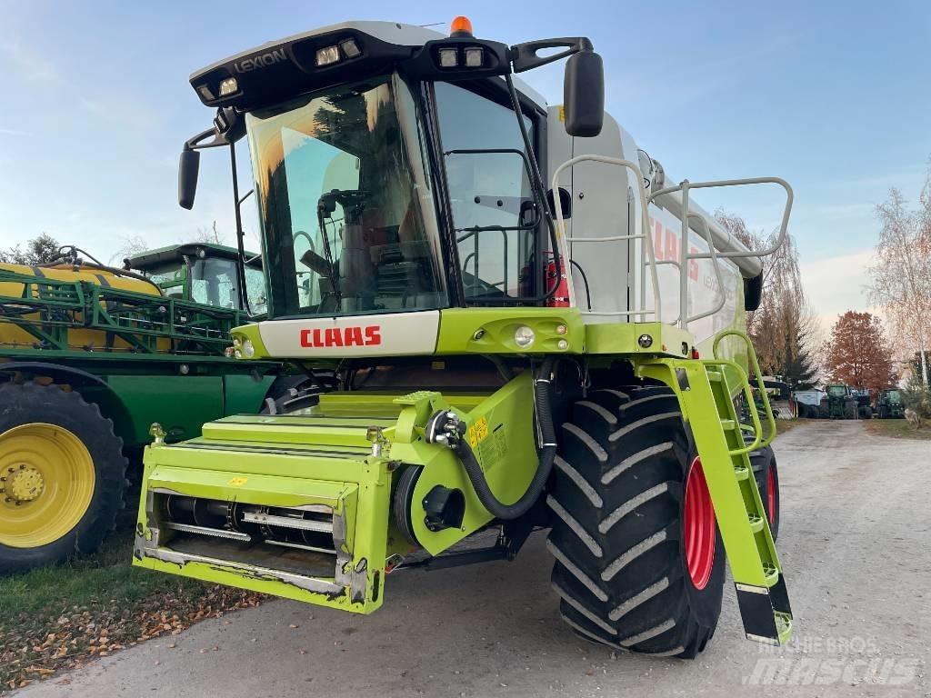 CLAAS Lexion 550 Комбайни