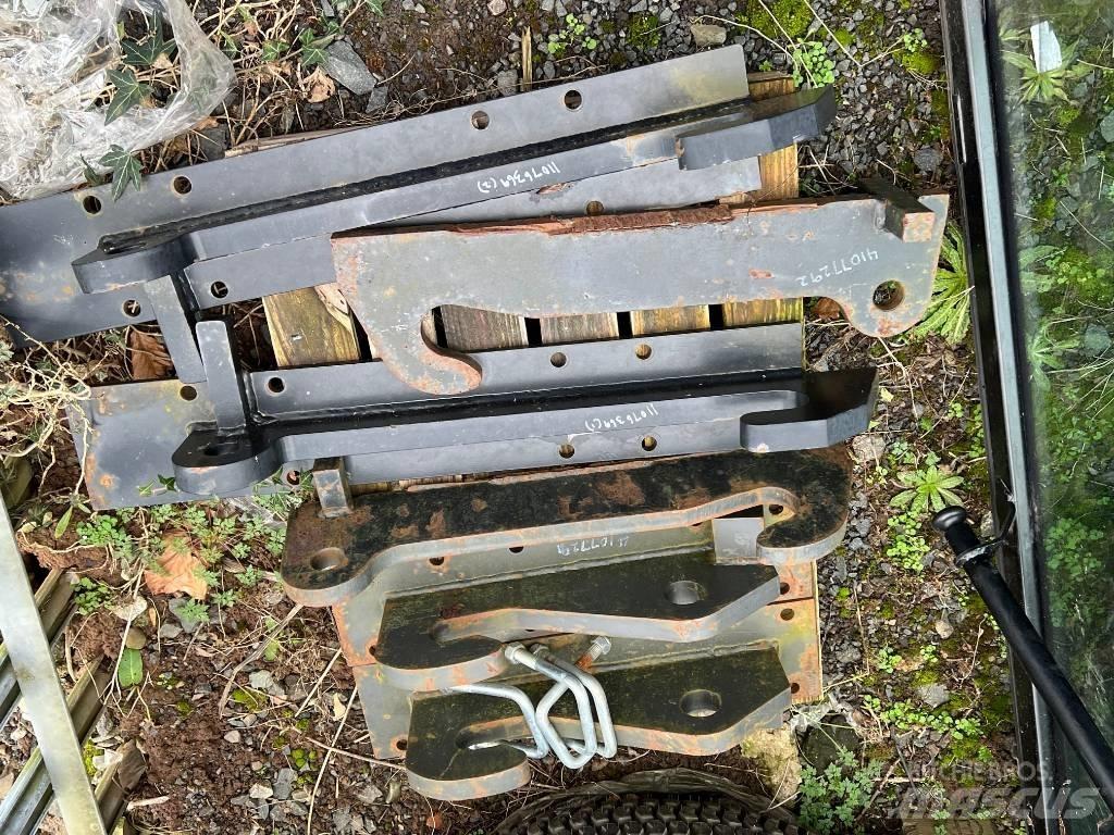 Fendt PICK UP HITCH Други аксесоари за трактори