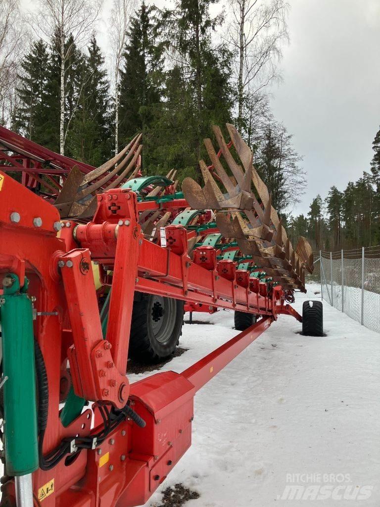 Kverneland PW100 Реверсивни плугове