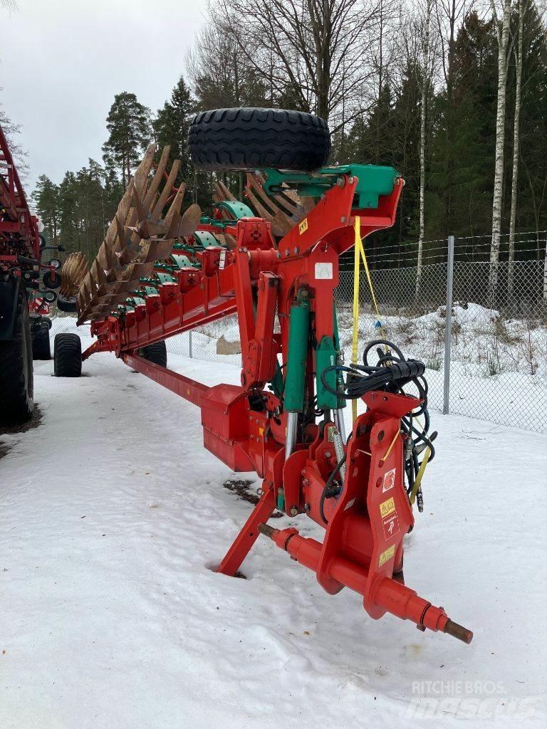 Kverneland PW100 Реверсивни плугове