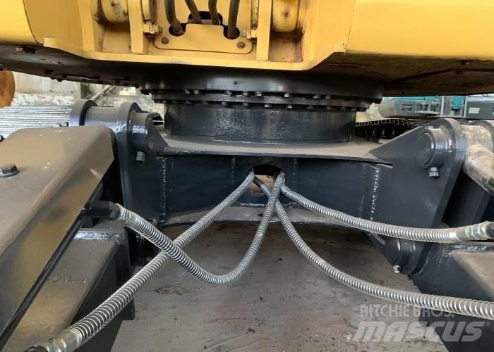 Komatsu PC138 Верижен екскаватор