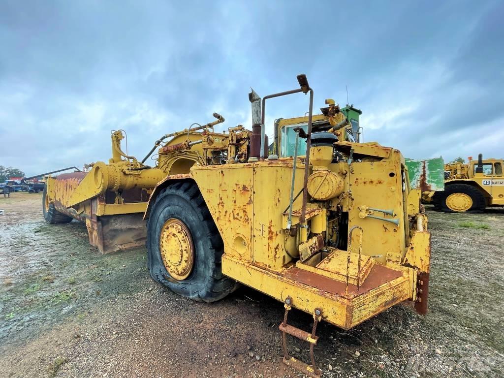 CAT 631 D Цистерни за вода
