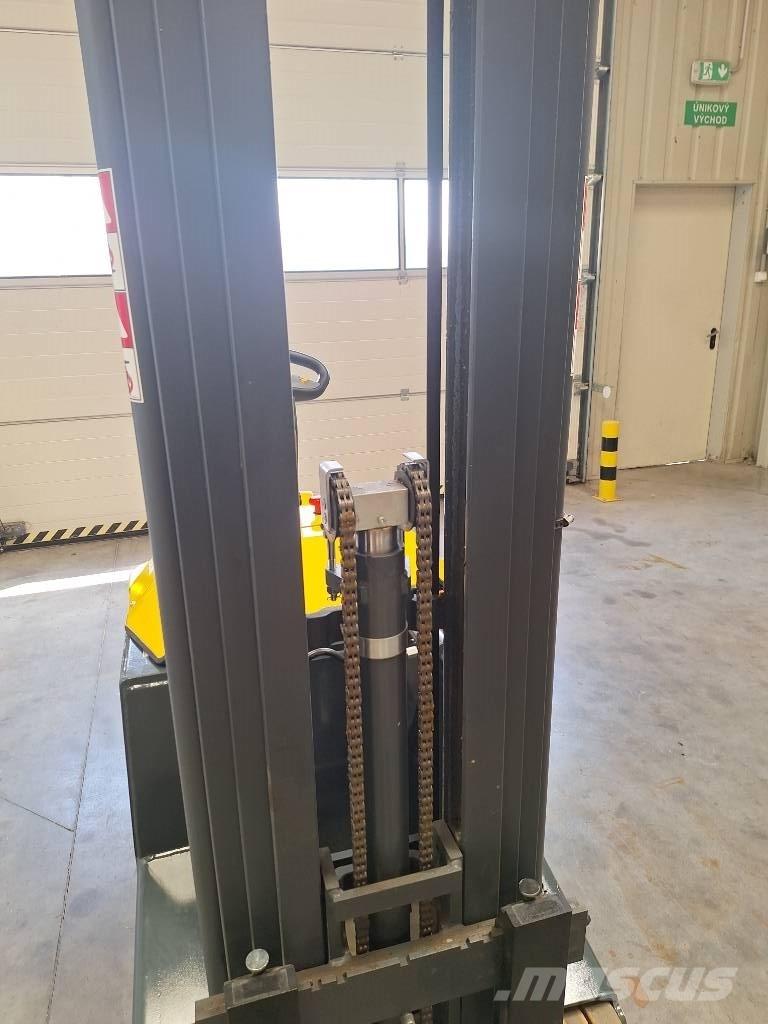 Combilift COMBI-CS Електрически вилични кари-повдигачи