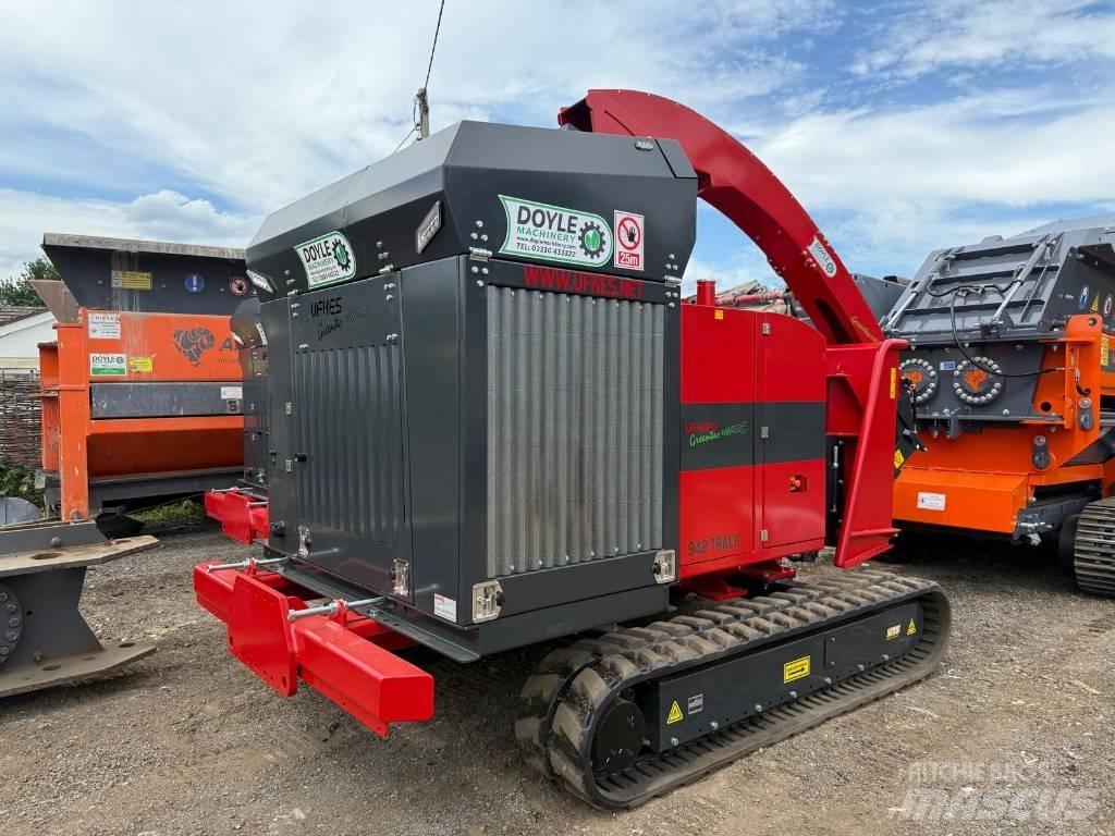  UFKES 942T Дробилки за клони