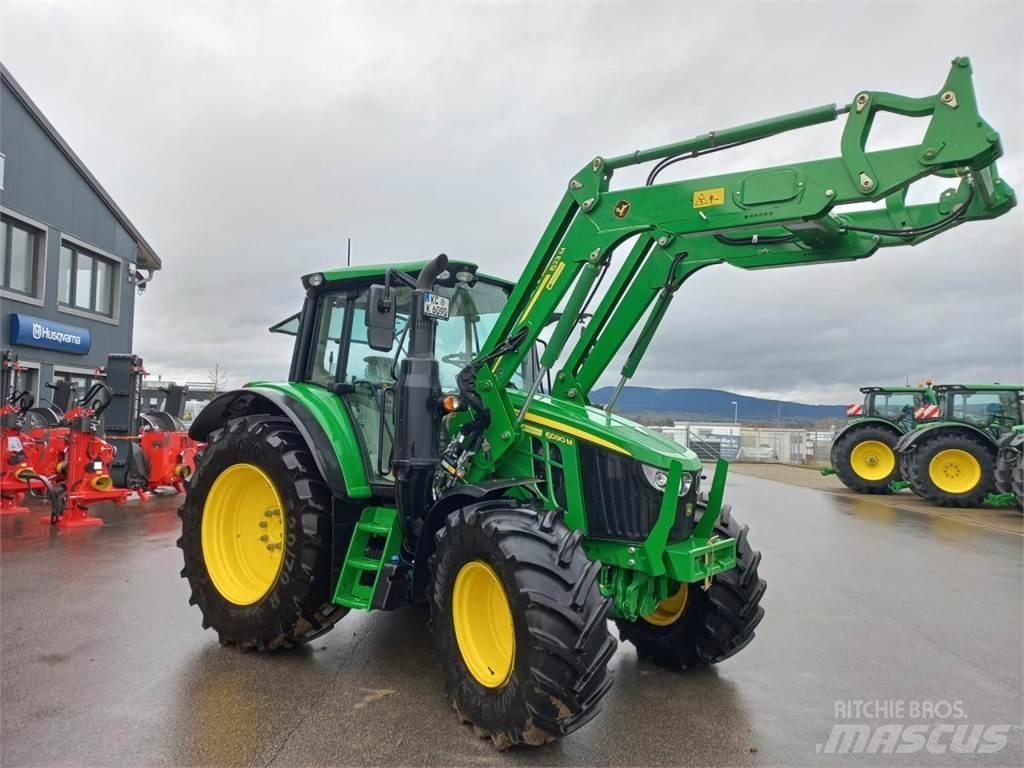 John Deere 6090M Трактори