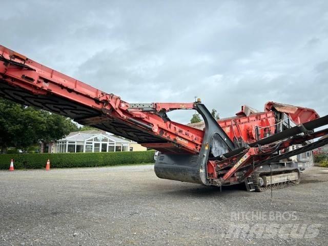 Sandvik QE 341 Мобилни скрийнери
