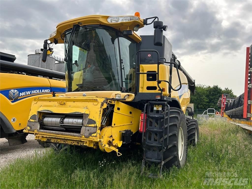 New Holland CR 980 Комбайни