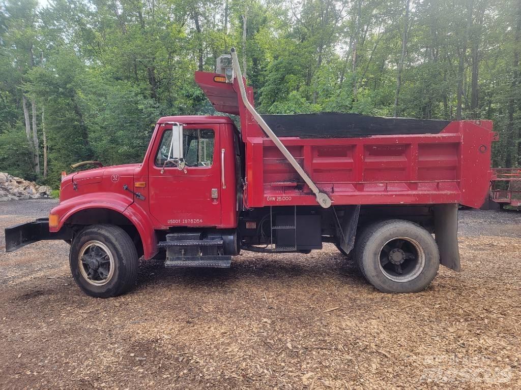 International 4900 Самосвал