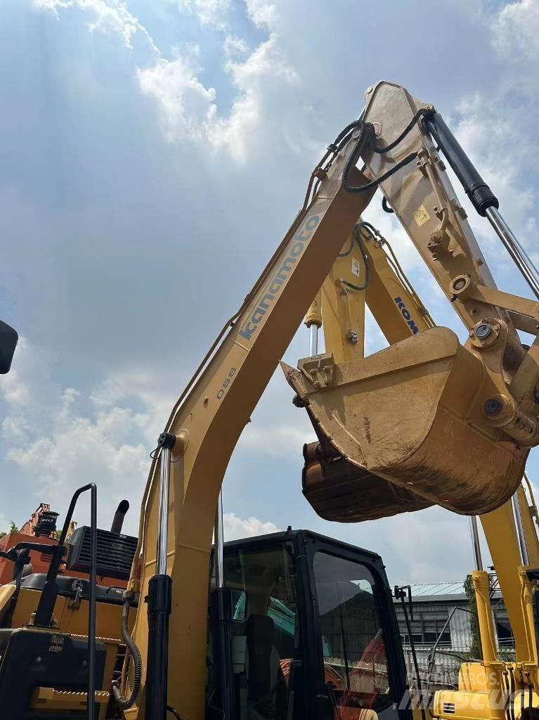 CAT 312 E Средни екскаватори 7т - 12т