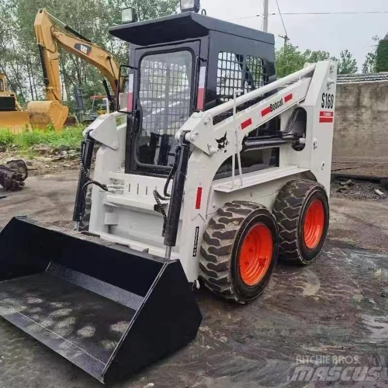 Bobcat S 160 Мини товарачи
