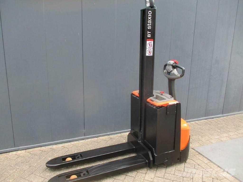 BT SWE 080L Колички високоповдигачи с теглич