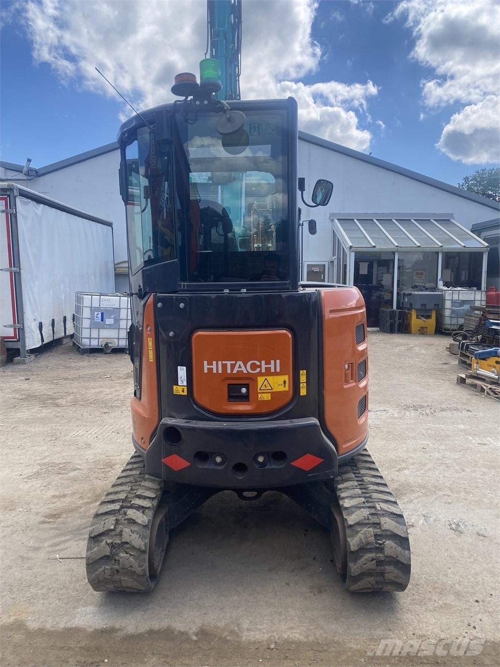 Hitachi Zaxis33U-6 Мини екскаватори < 7 т
