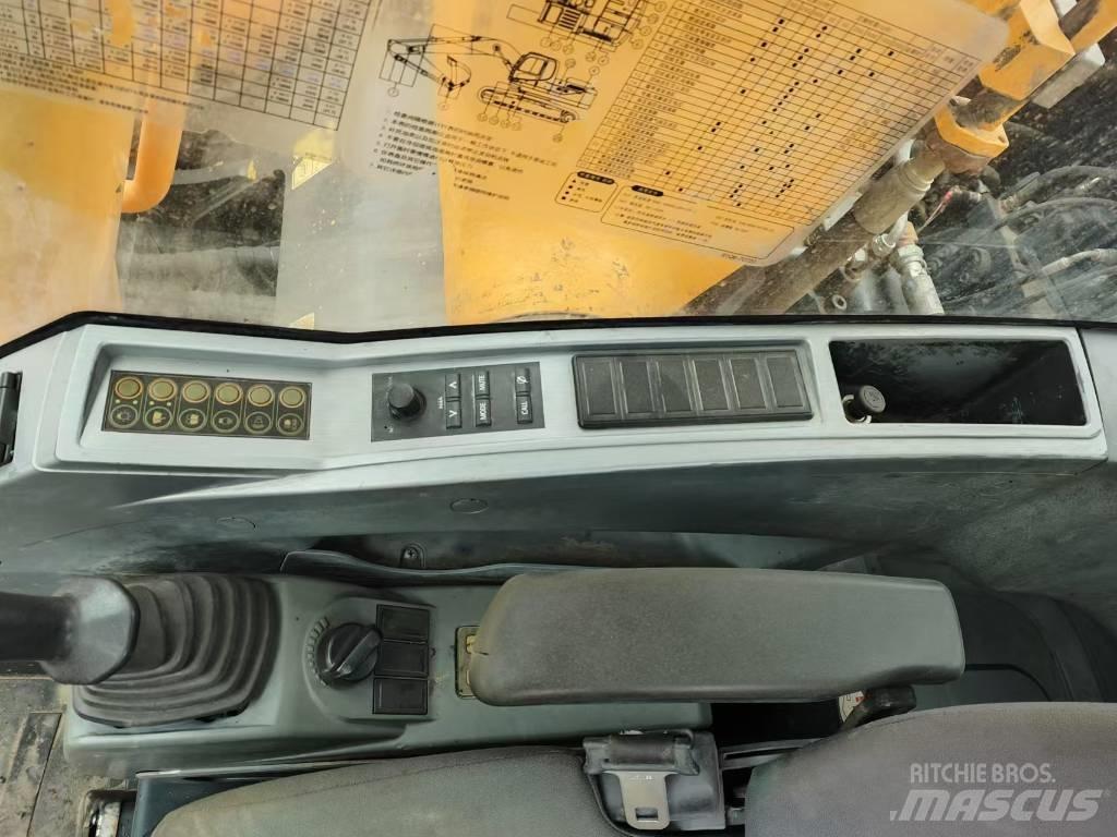 Hyundai R220LC-9S Верижен екскаватор
