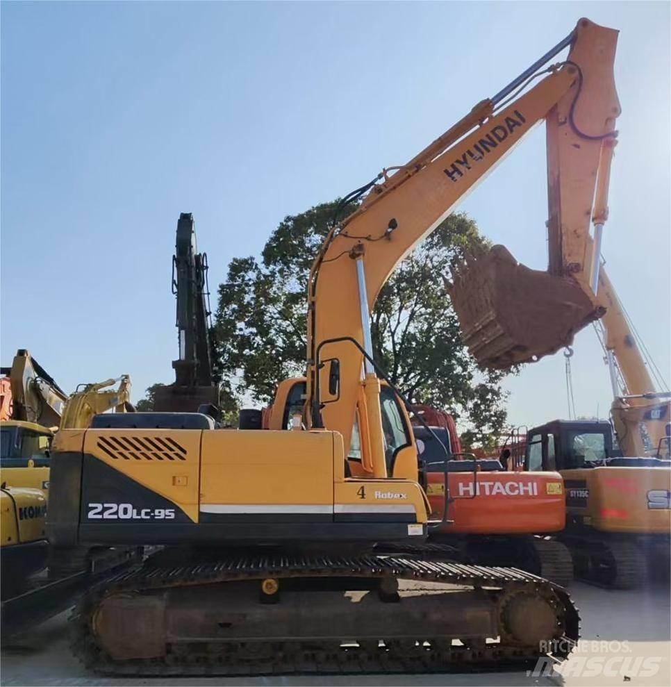 Hyundai R220LC-9S Верижен екскаватор