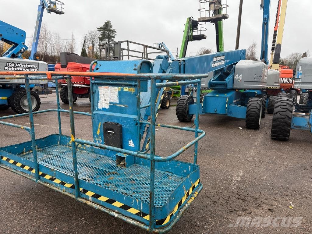 Genie S 65 Articulated boom lifts