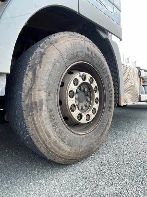 Scania R400 Камиони с кран с кука