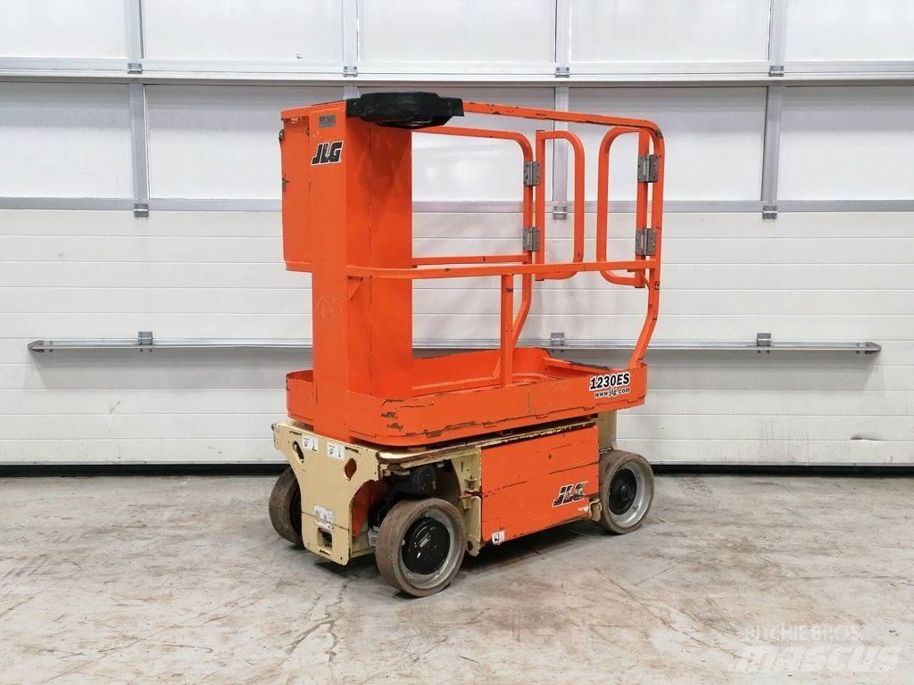 JLG 1230ES Ножични работни платформи