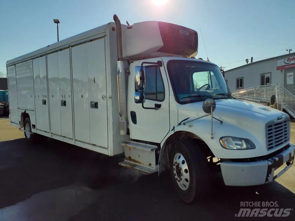 Freightliner M2 Товарни камиони за напитки
