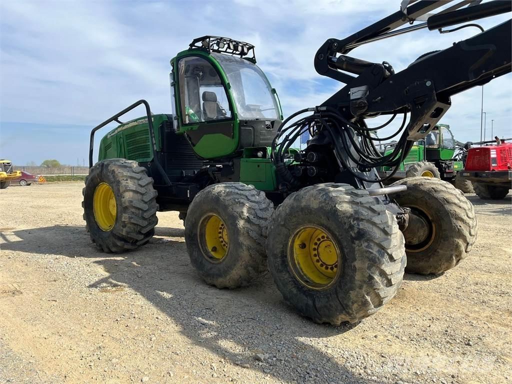 John Deere 1470E Харвестери