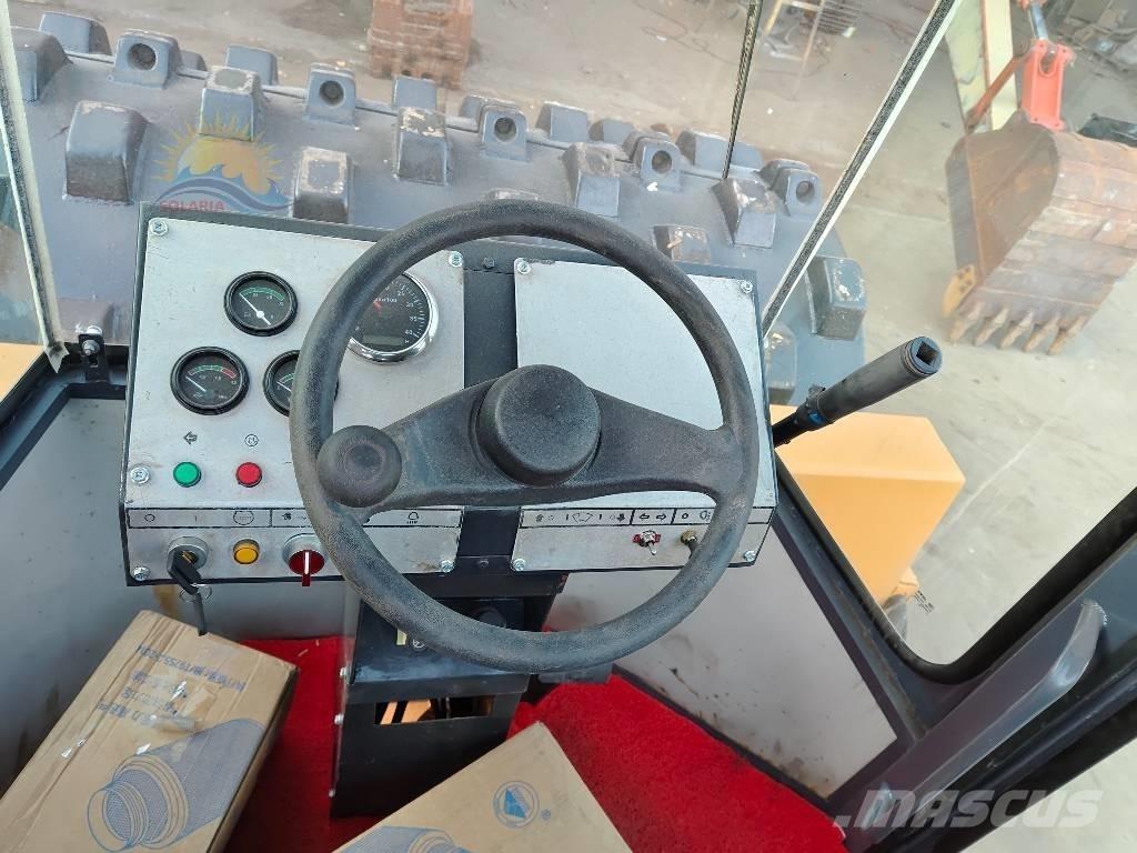 Dynapac CA 301 D Еднобарабанни ролки
