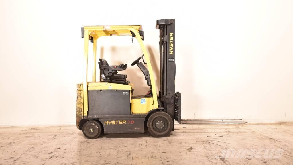 Hyster E3.0XN Електрически вилични кари-повдигачи