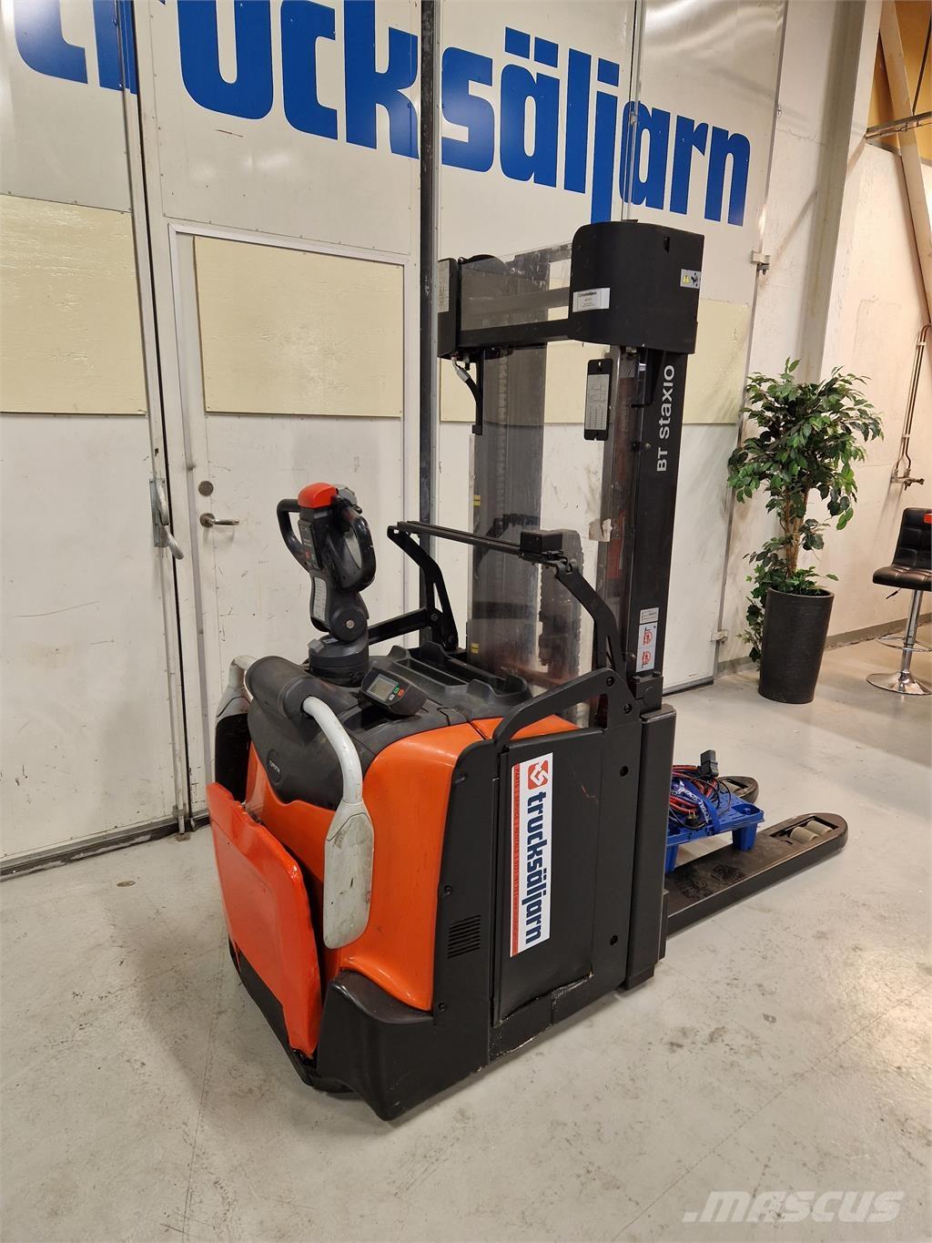 Toyota SPE160L Самоходни товарачи