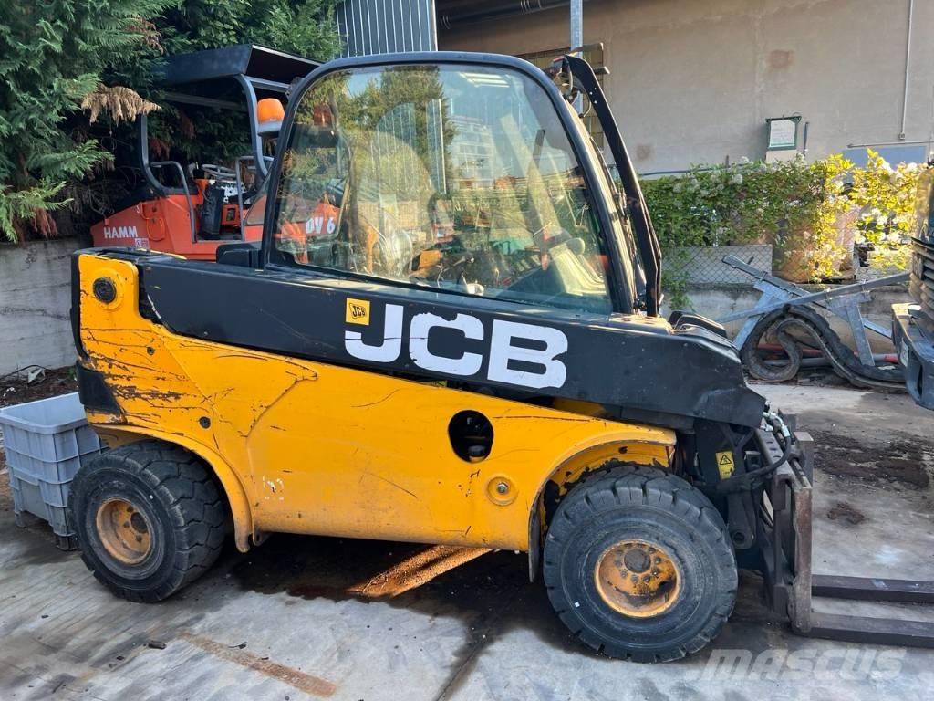 JCB TLT 35 D Телескопични товарачи