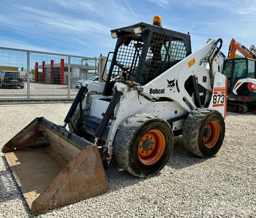 Bobcat 873 Мини товарачи
